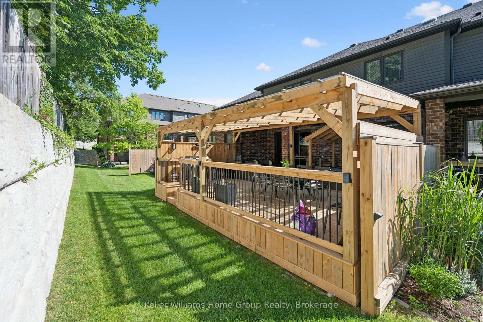 #11 254 GOSLING GARDENS AVENUE - Image 40