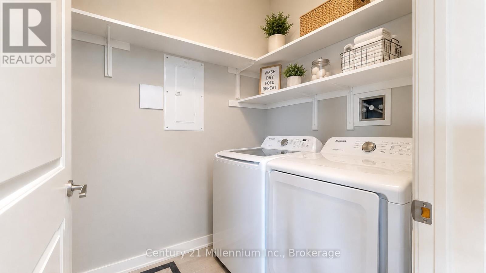 #604 80 9TH STREET E - 39