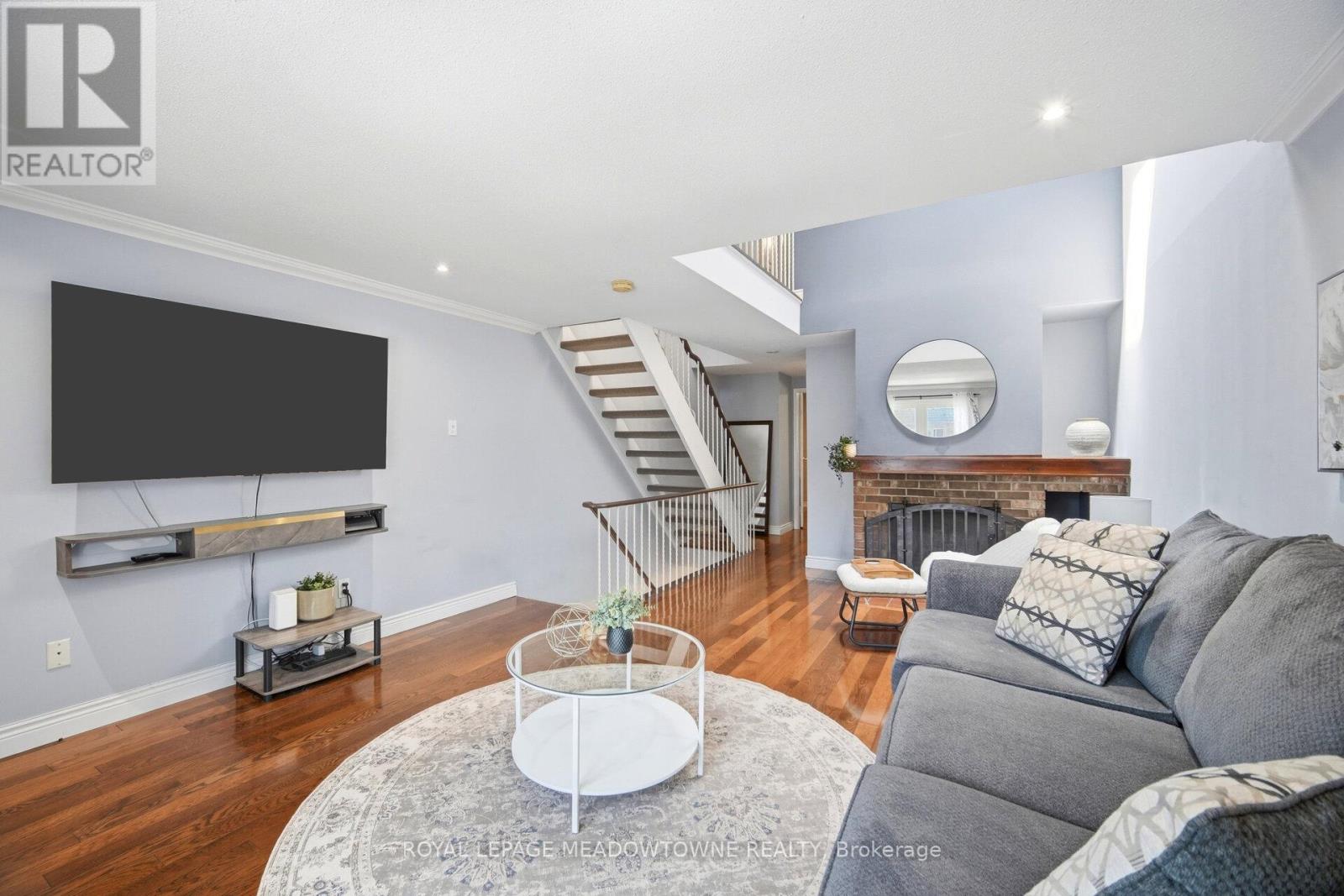 16 DUTCH MYRTLE WAY - 19