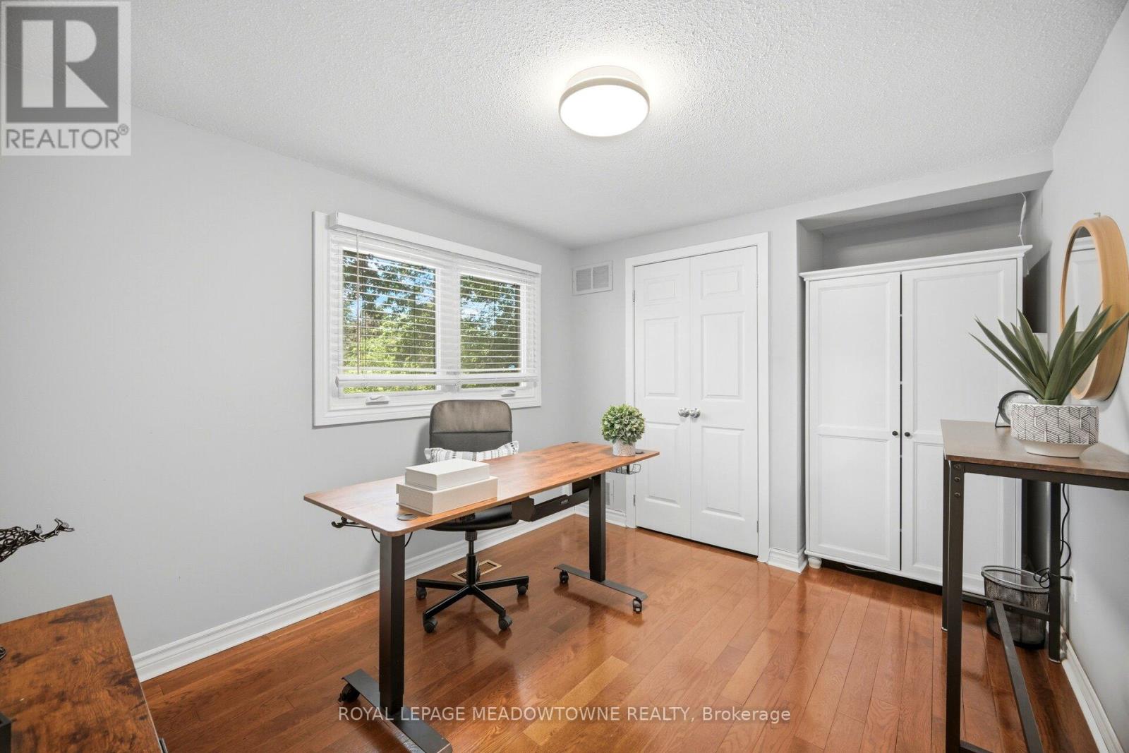 16 DUTCH MYRTLE WAY - 22