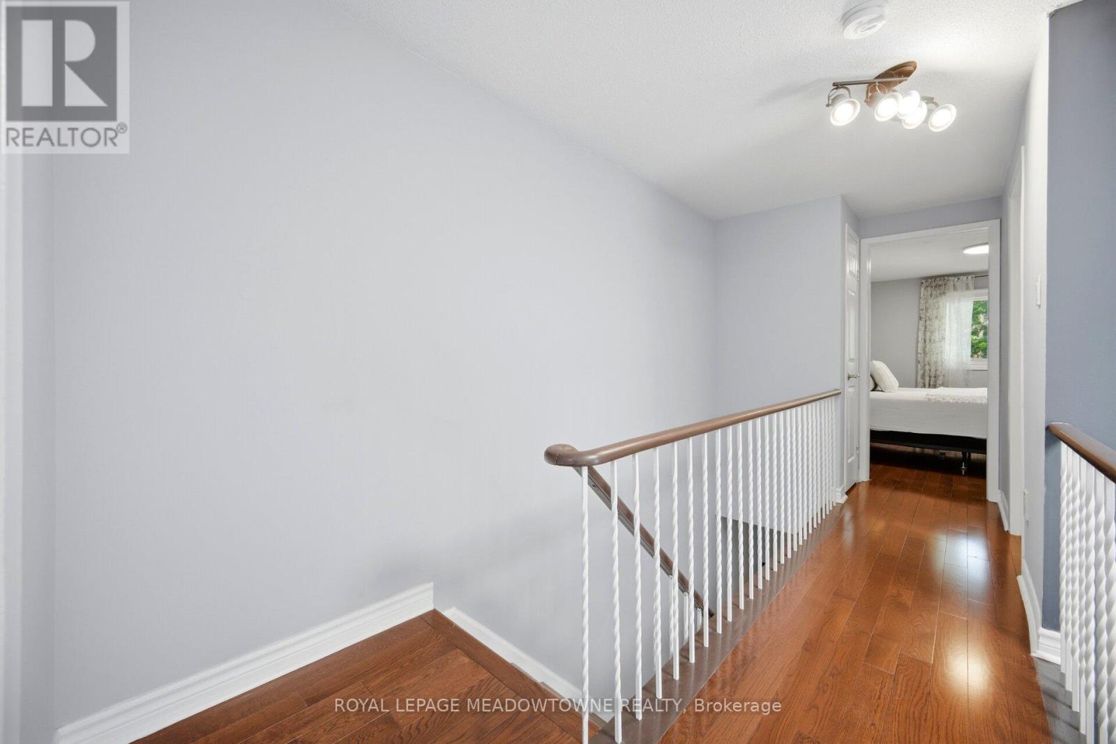 16 DUTCH MYRTLE WAY - 28