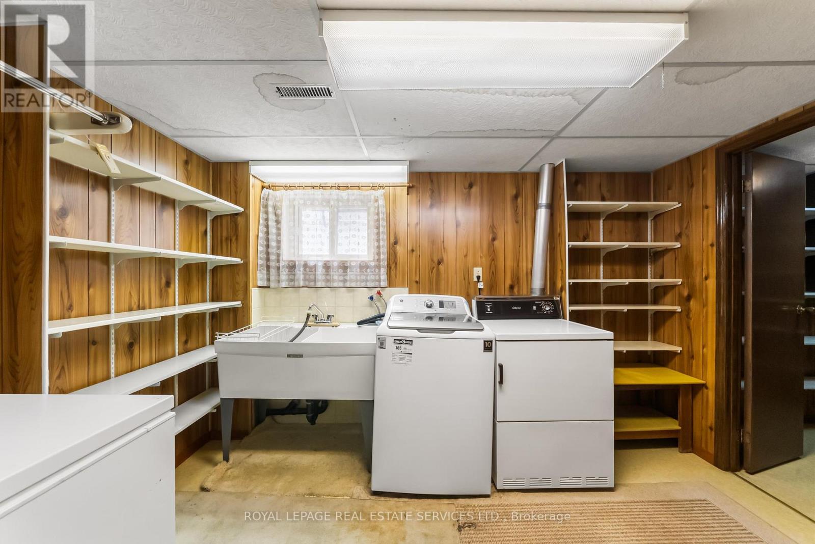 67 MINTWOOD DRIVE - 24