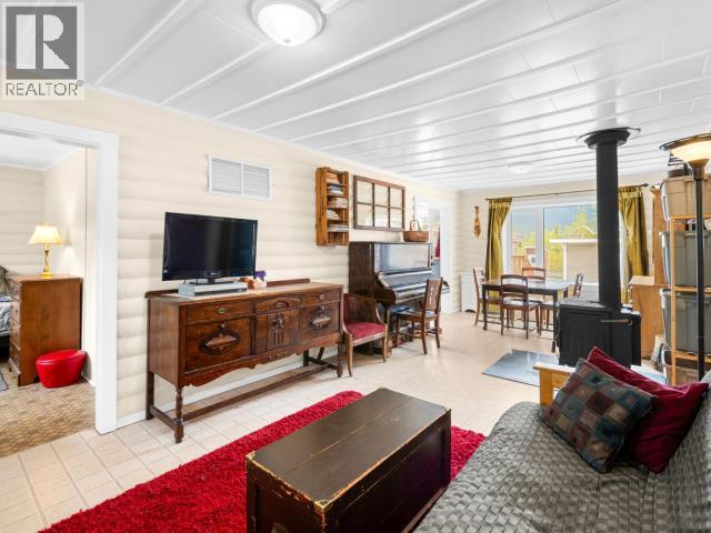 414 TLINGIT AVENUE - Image 5