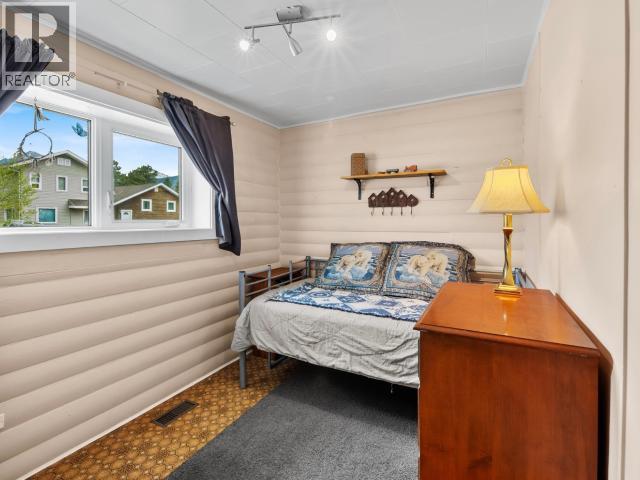 414 TLINGIT AVENUE - Image 11