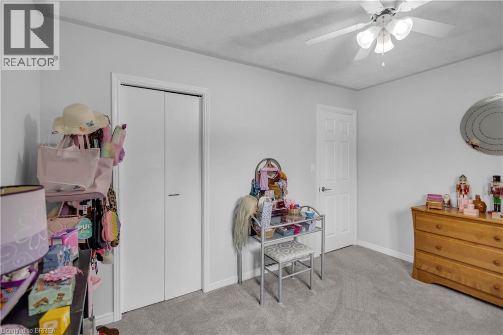 4-bedroom home for sale at 218 MECHANIC Street W, Waterford ON · photo 17 of 50