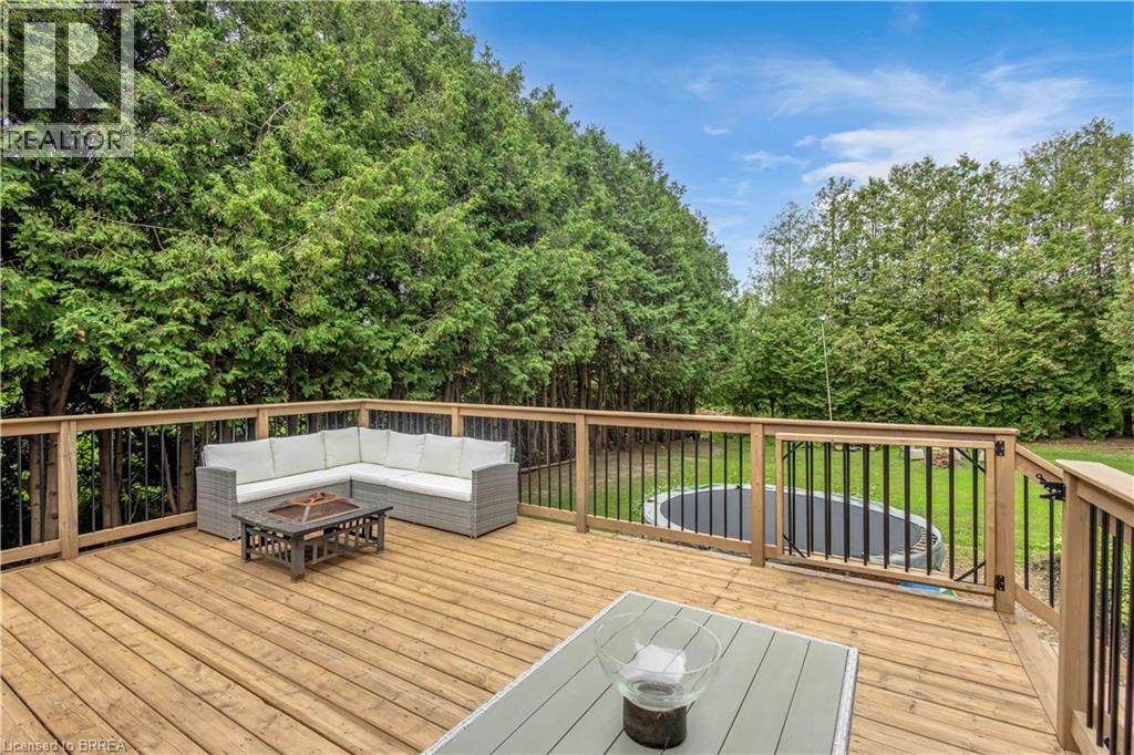 4-bedroom home for sale at 218 MECHANIC Street W, Waterford ON · photo 33 of 50