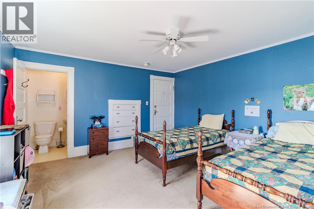74 Front Street - 35