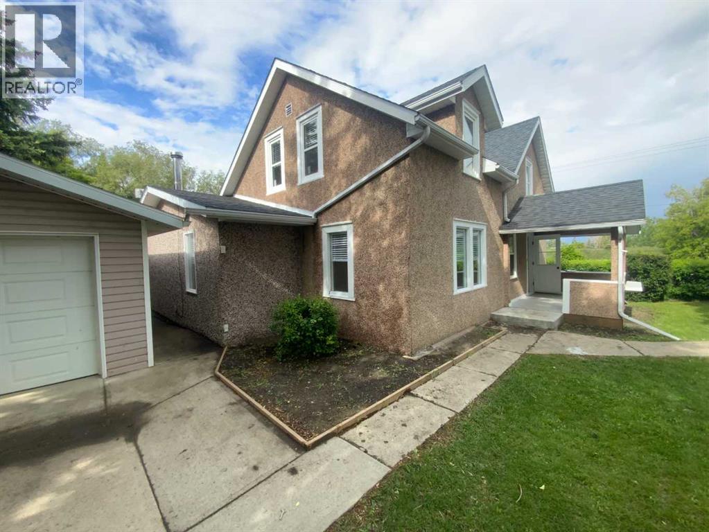138 Trochu Avenue - 45