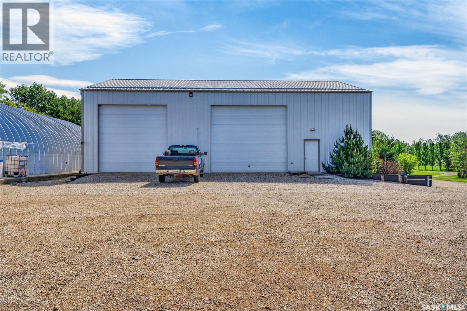 527 McAllister AVENUE - 13
