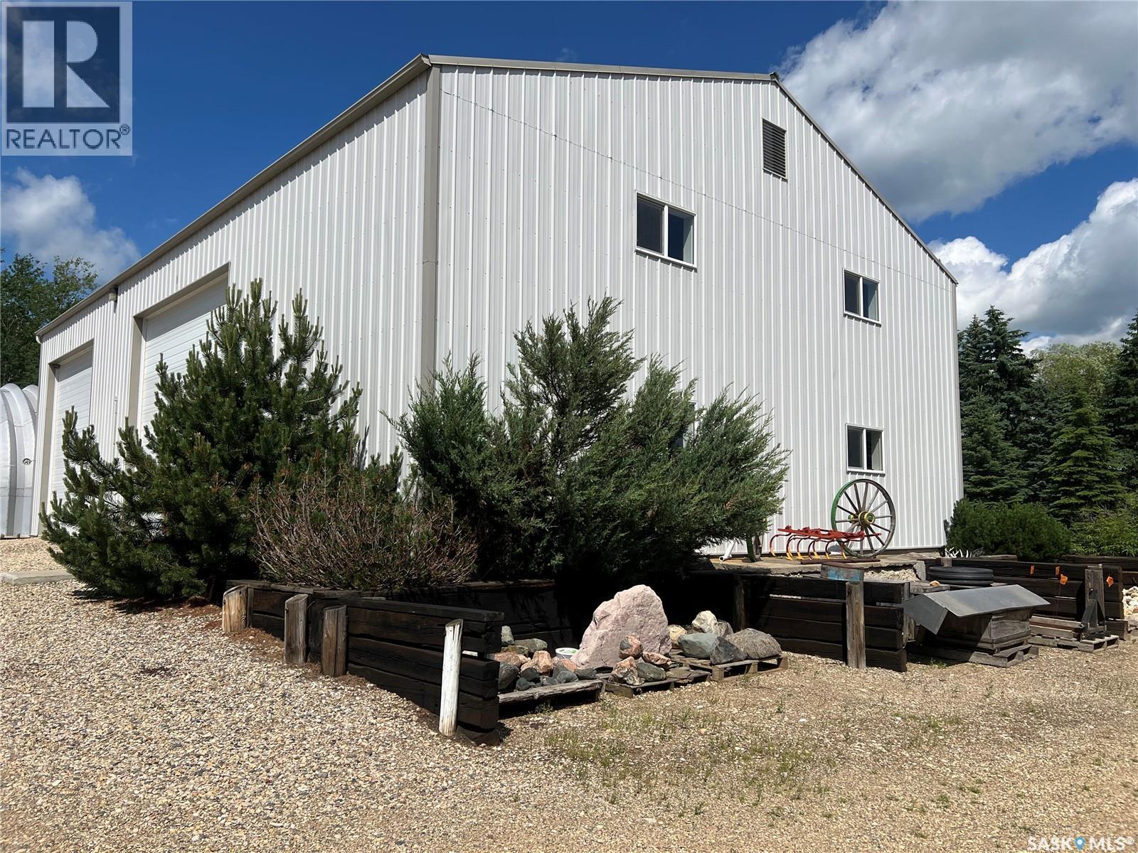 527 McAllister AVENUE - 83