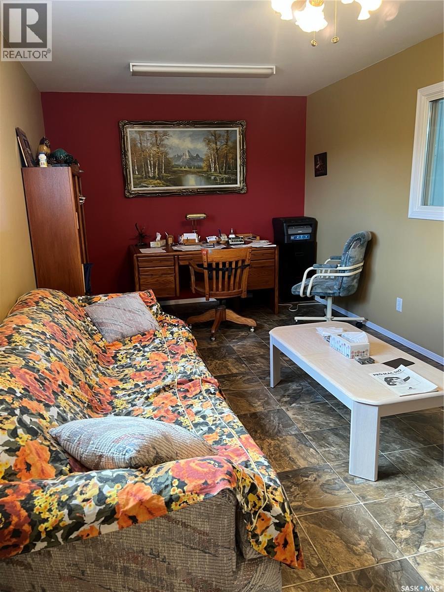 527 McAllister AVENUE - 96