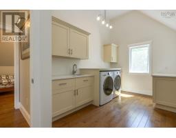 3 Queens Court W, Kentville, NS B4N0G4 Photo 36