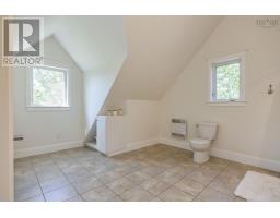 3 Queens Court W, Kentville, NS B4N0G4 Photo 41