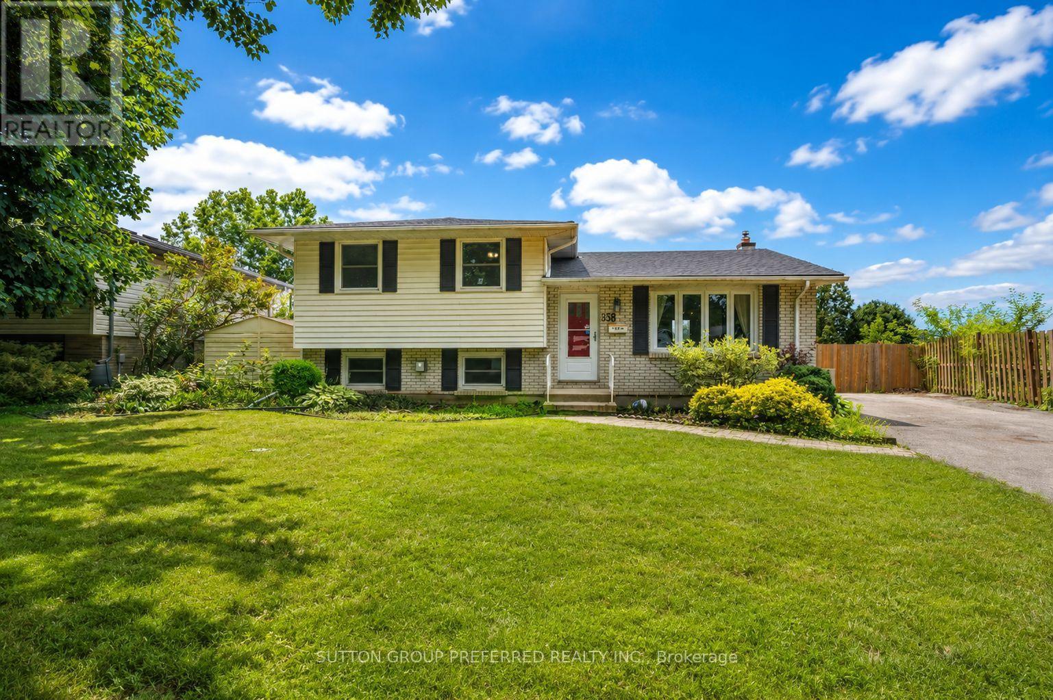 136 MENDIP CRESCENT - 1