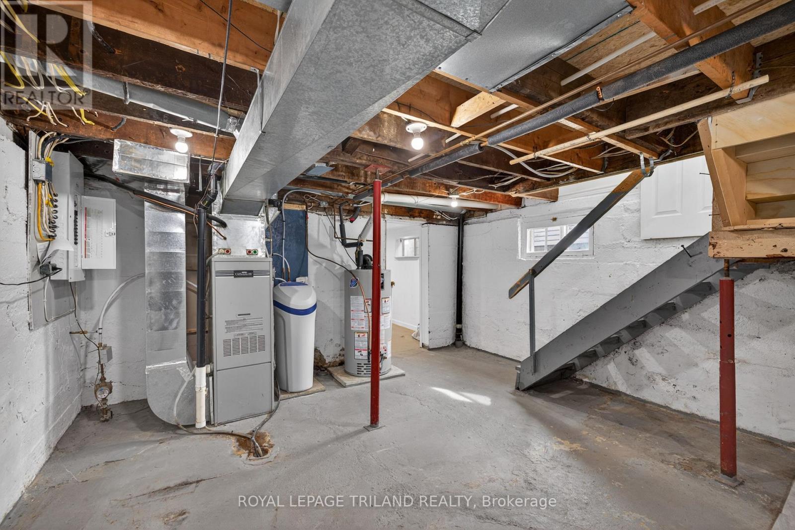 29 MARLBORO STREET - 37