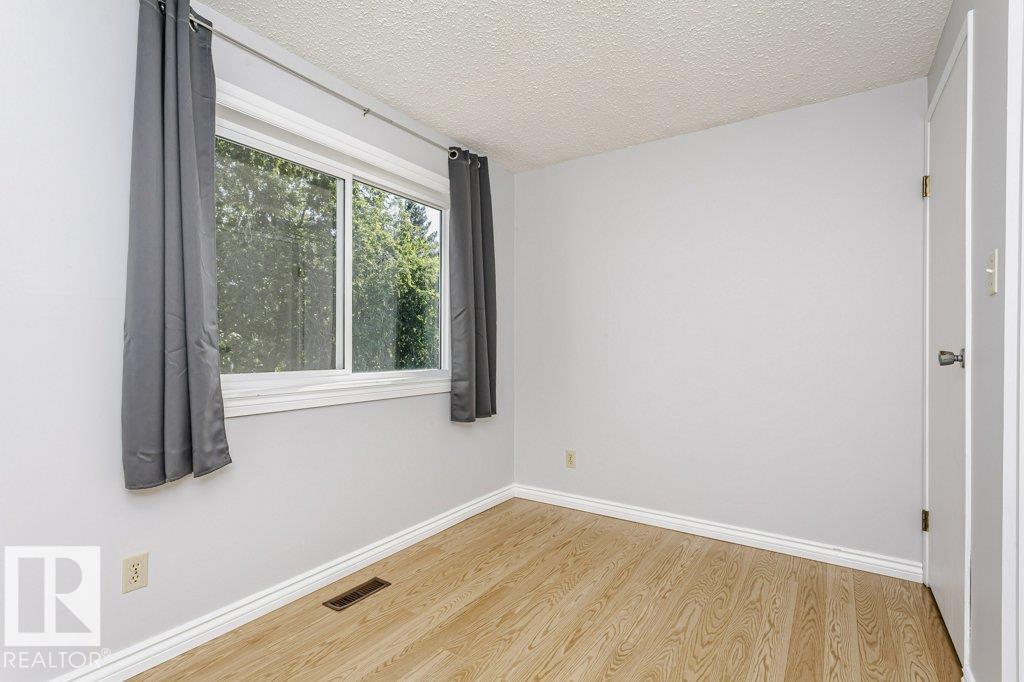 5510 92C AV NW — photo 23