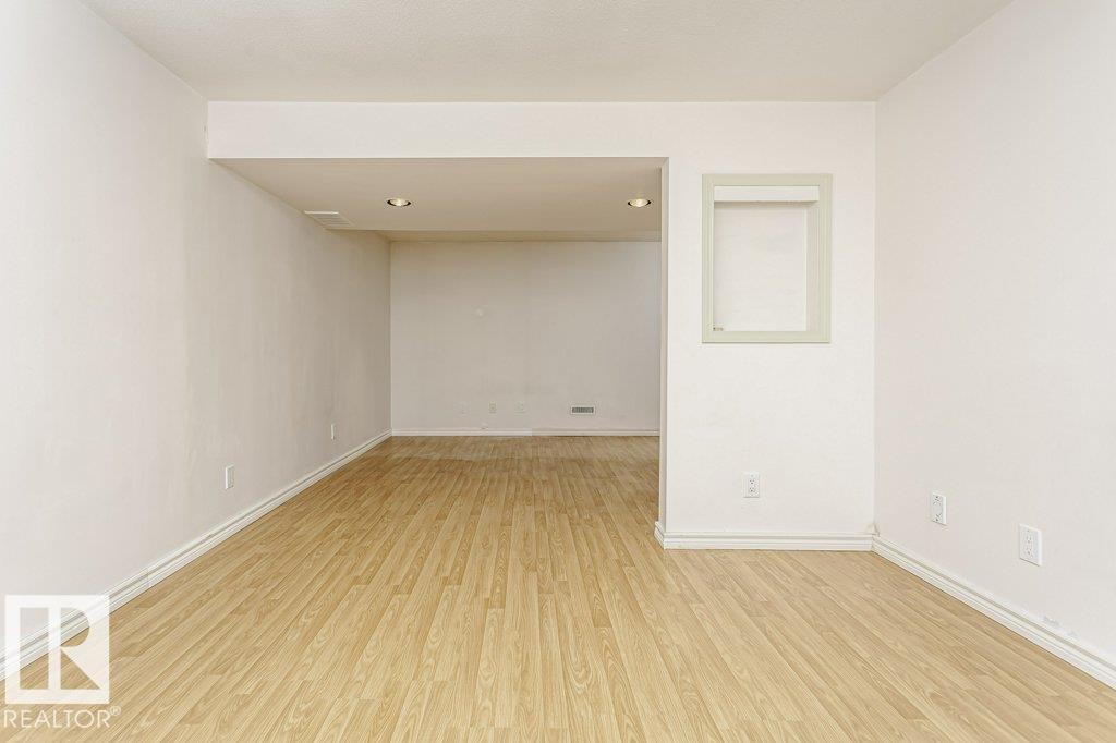 5510 92C AV NW — photo 31