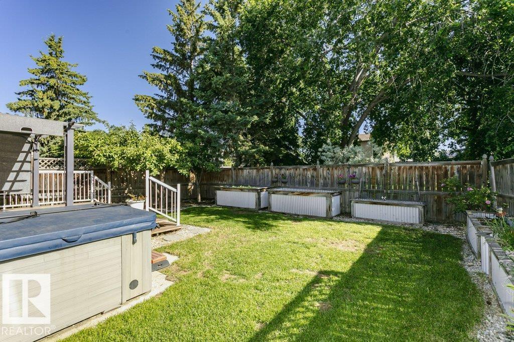 5510 92C AV NW — photo 47