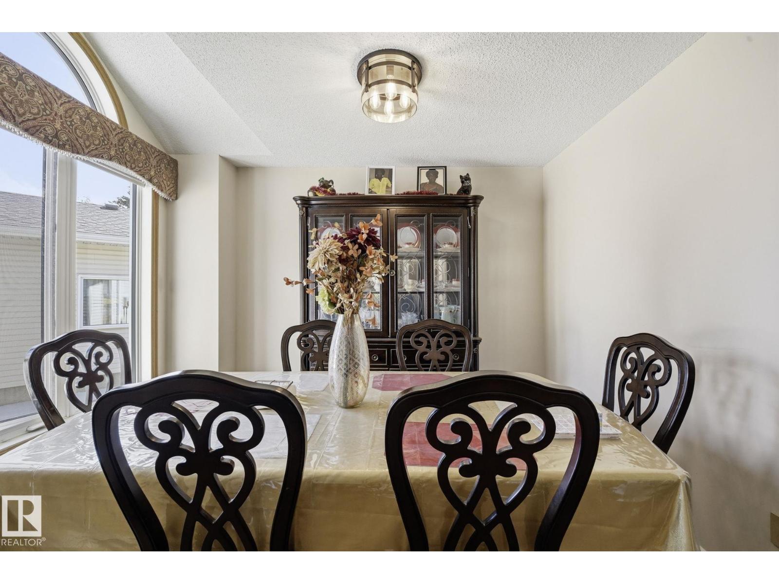 10840 25 AV NW - 13