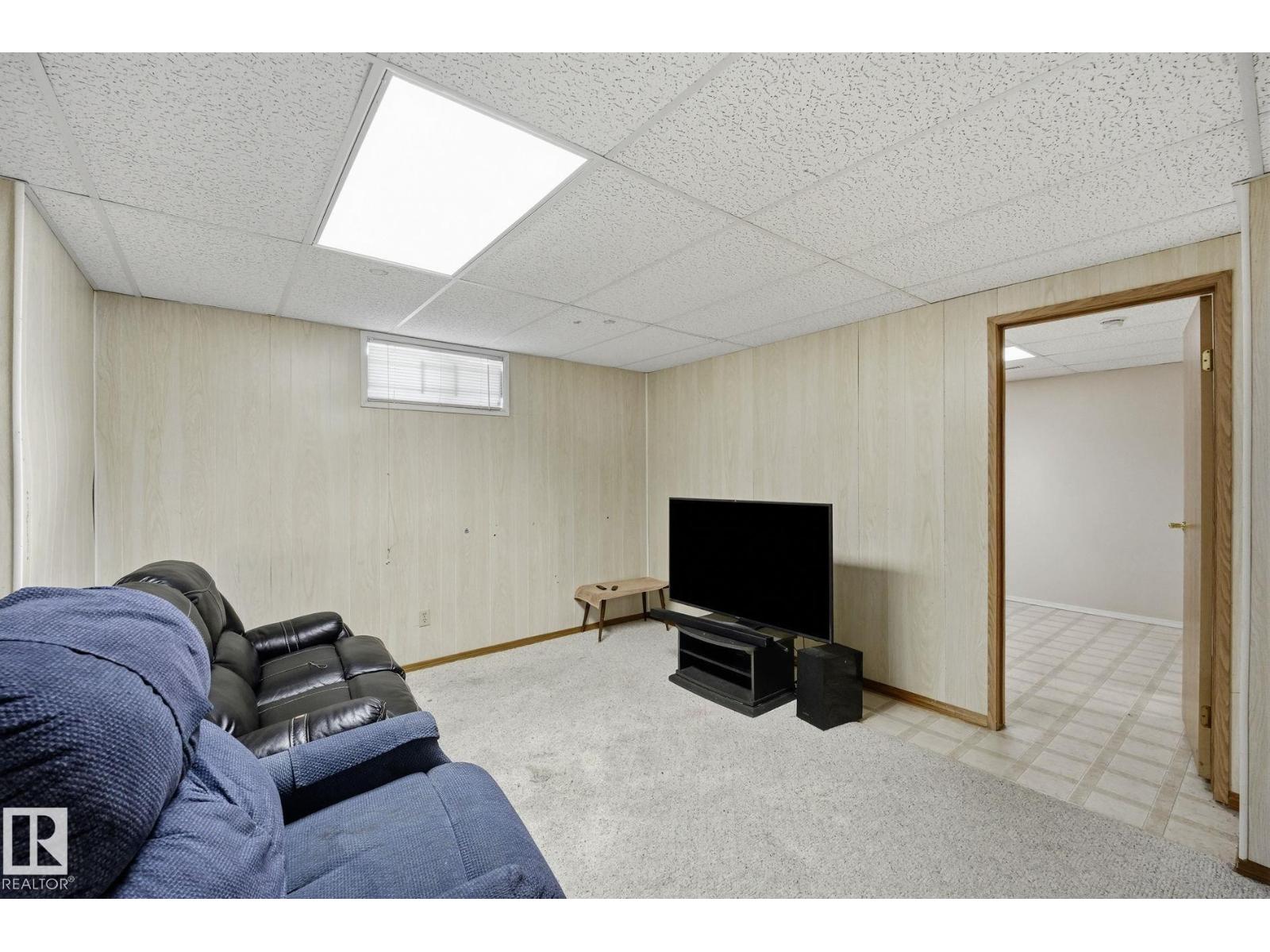 10840 25 AV NW - 28