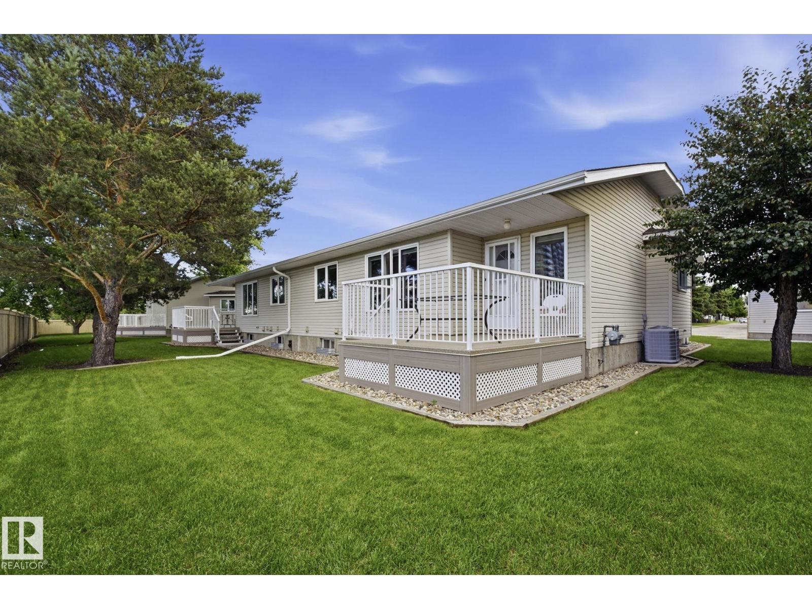 10840 25 AV NW - Image 43