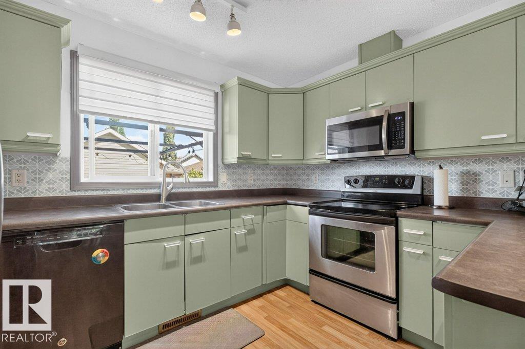 21320 90 AV NW — photo 16