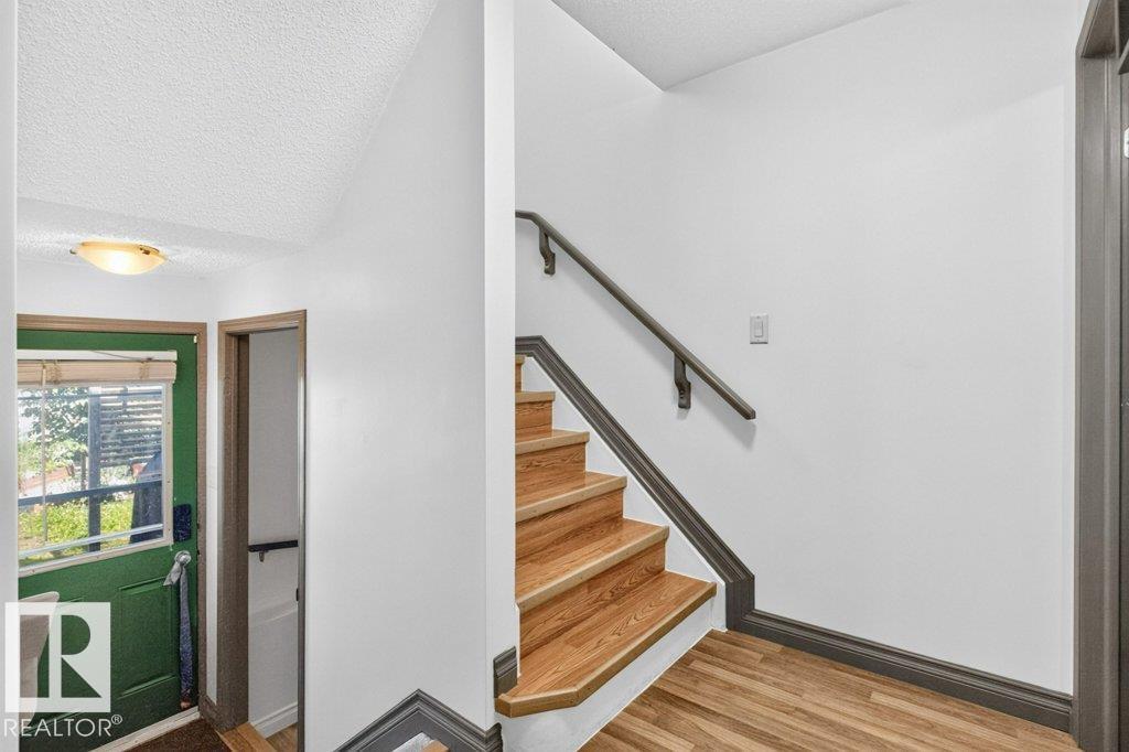 21320 90 AV NW - 20