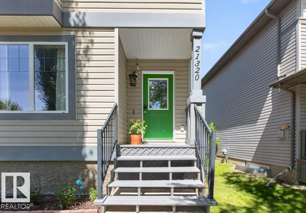 21320 90 AV NW - 4