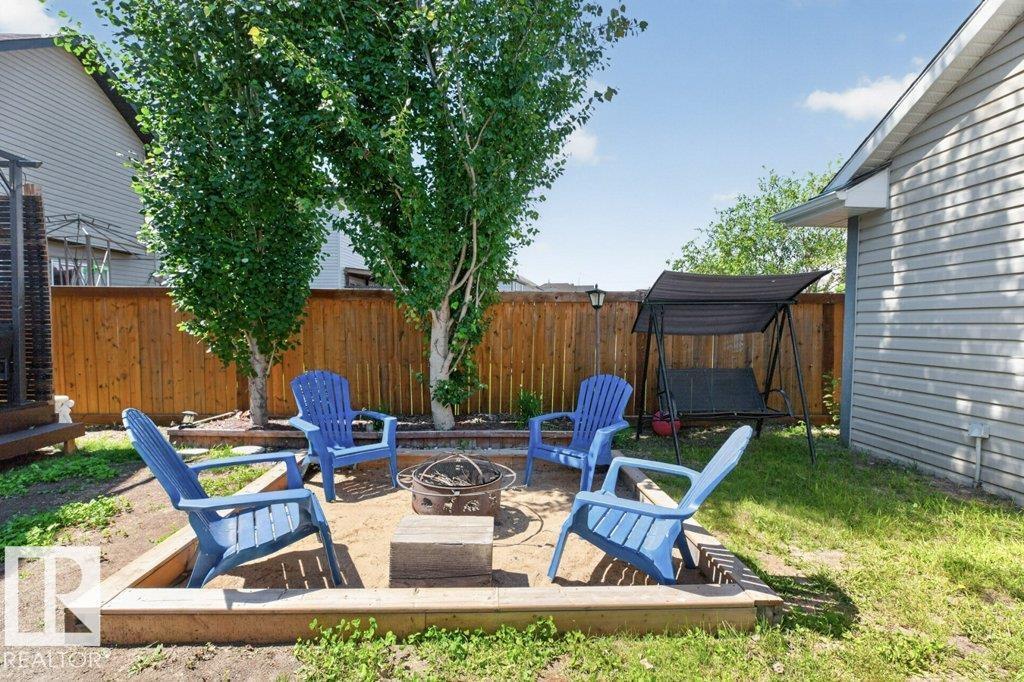 21320 90 AV NW - 44