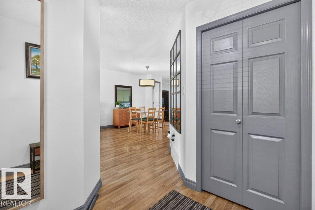 21320 90 AV NW - 5