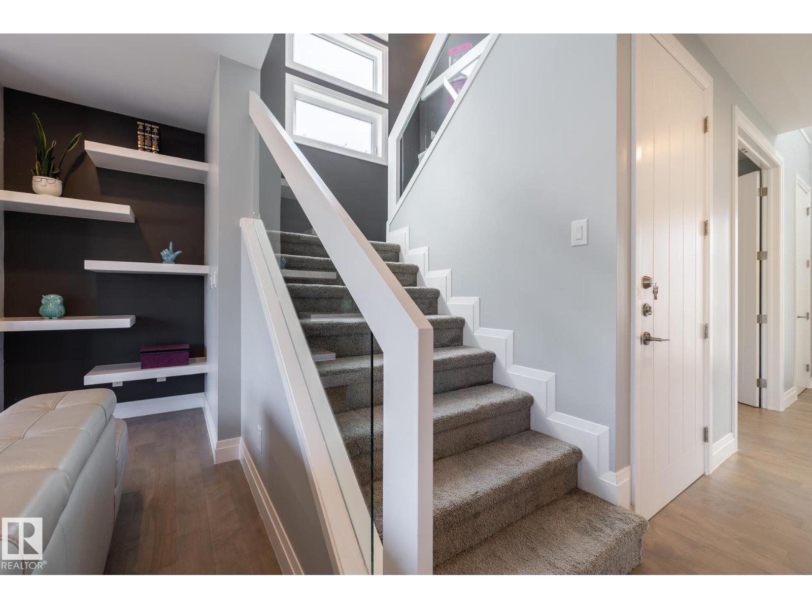 10936 71 AV NW - 22