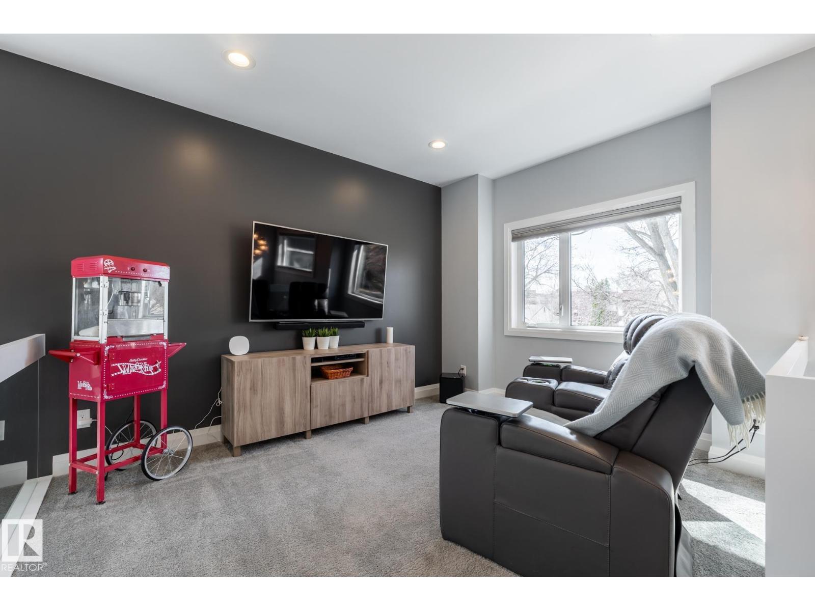 10936 71 AV NW - 24
