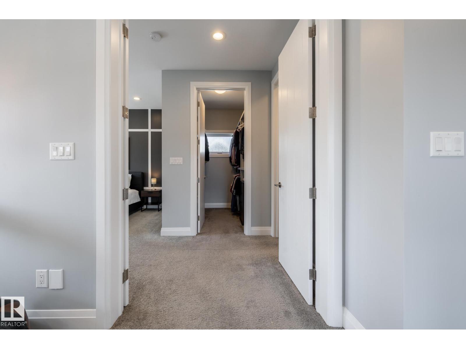 10936 71 AV NW - 26