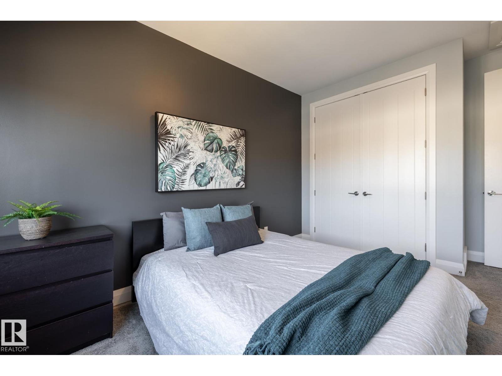 10936 71 AV NW - 35