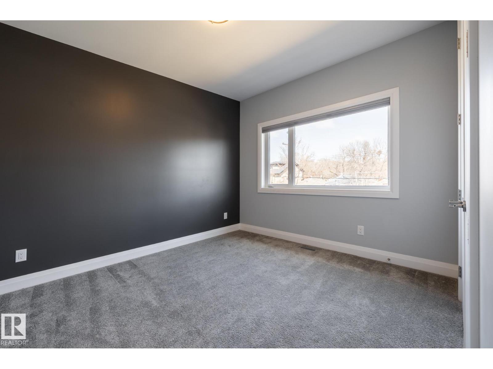10936 71 AV NW - 38