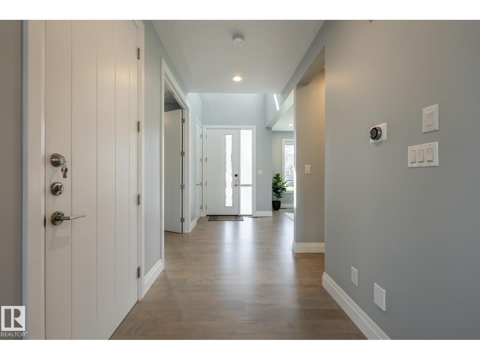 10936 71 AV NW - 41