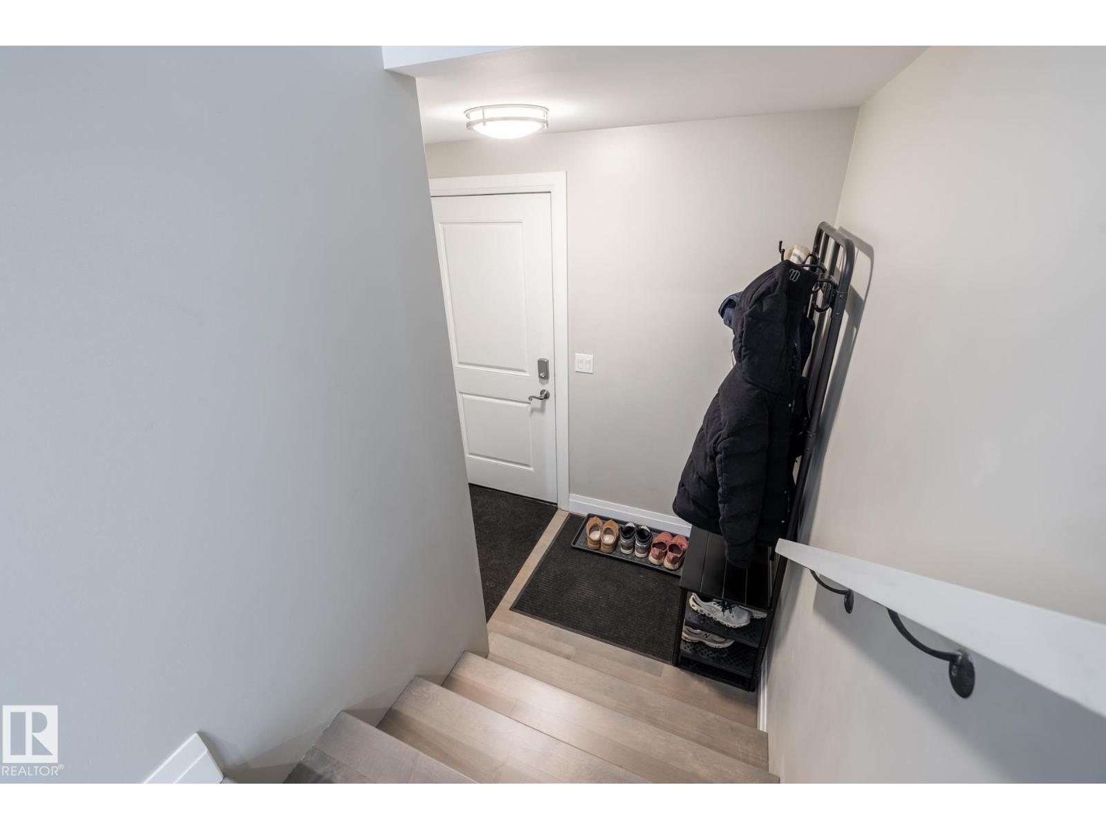 10936 71 AV NW - 43