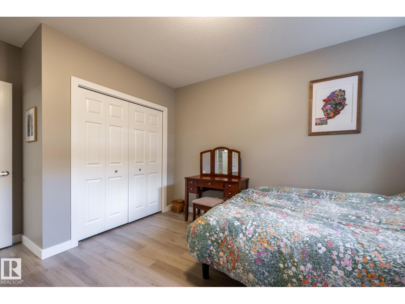 10936 71 AV NW - 58