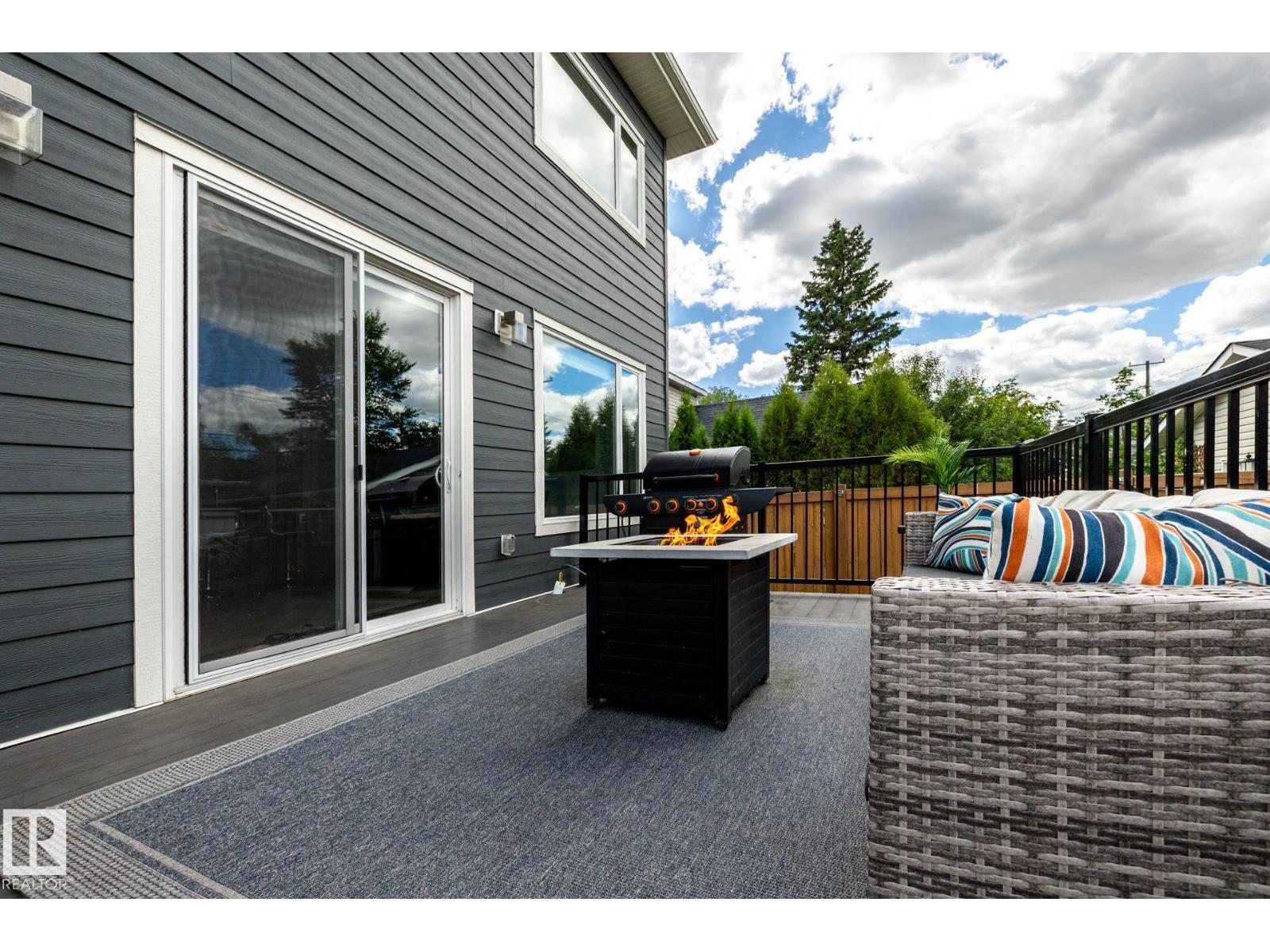 10936 71 AV NW - 61