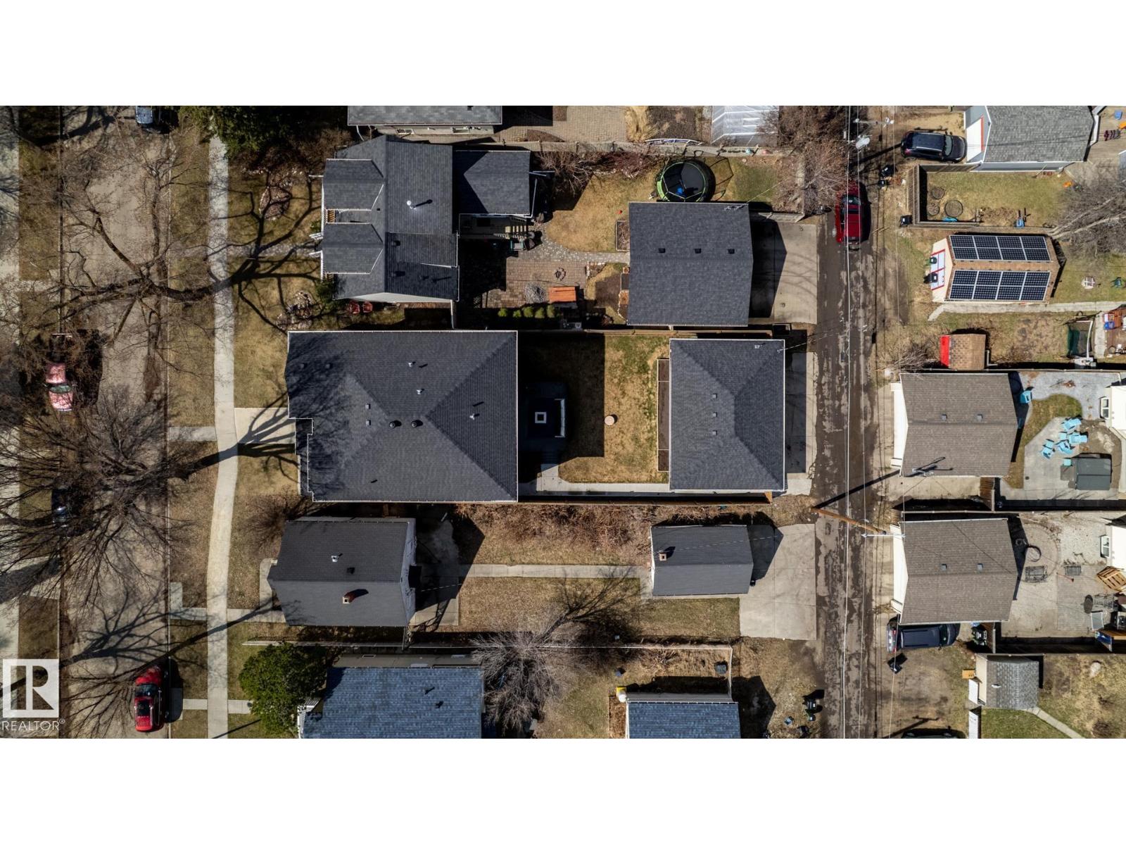 10936 71 AV NW - 67