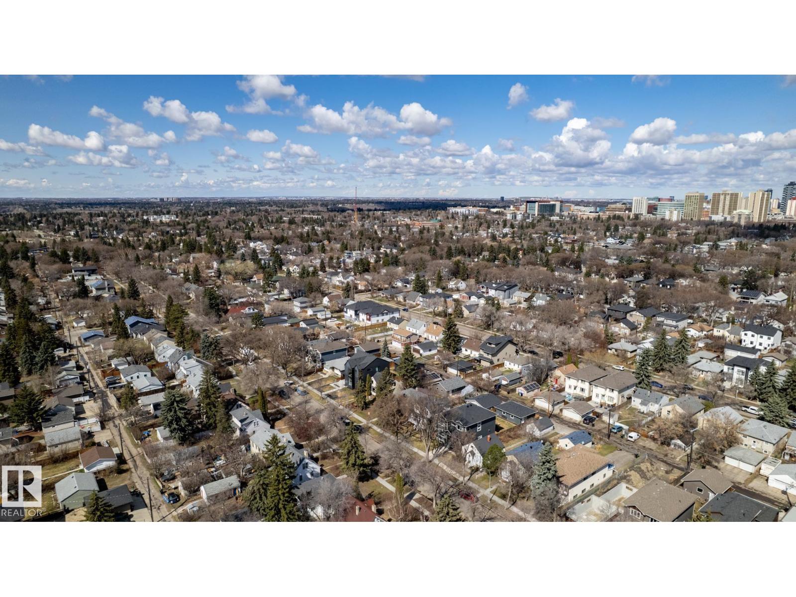 10936 71 AV NW - 71