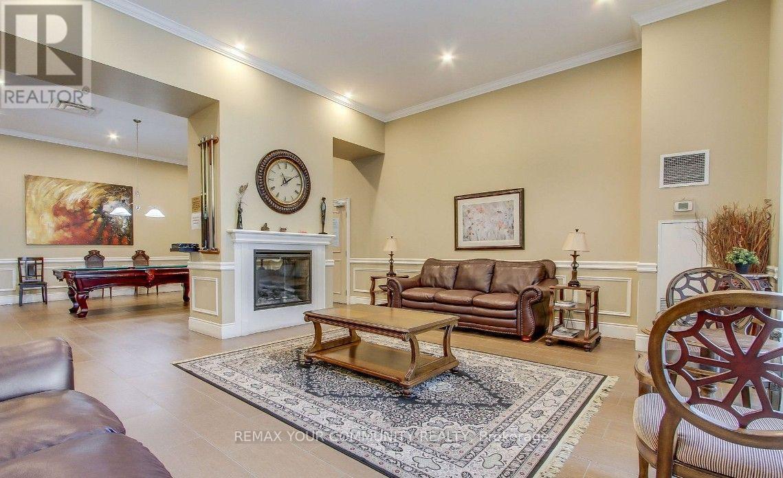 #211 10211 KEELE STREET - 22
