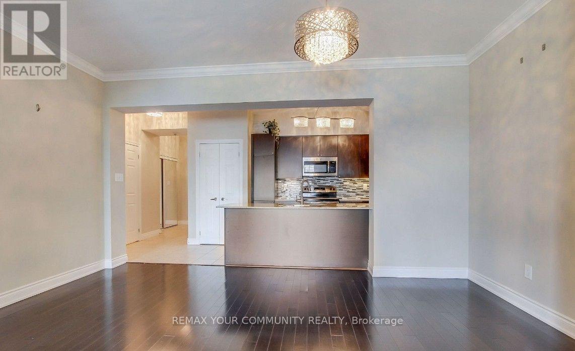 #211 10211 KEELE STREET - 7