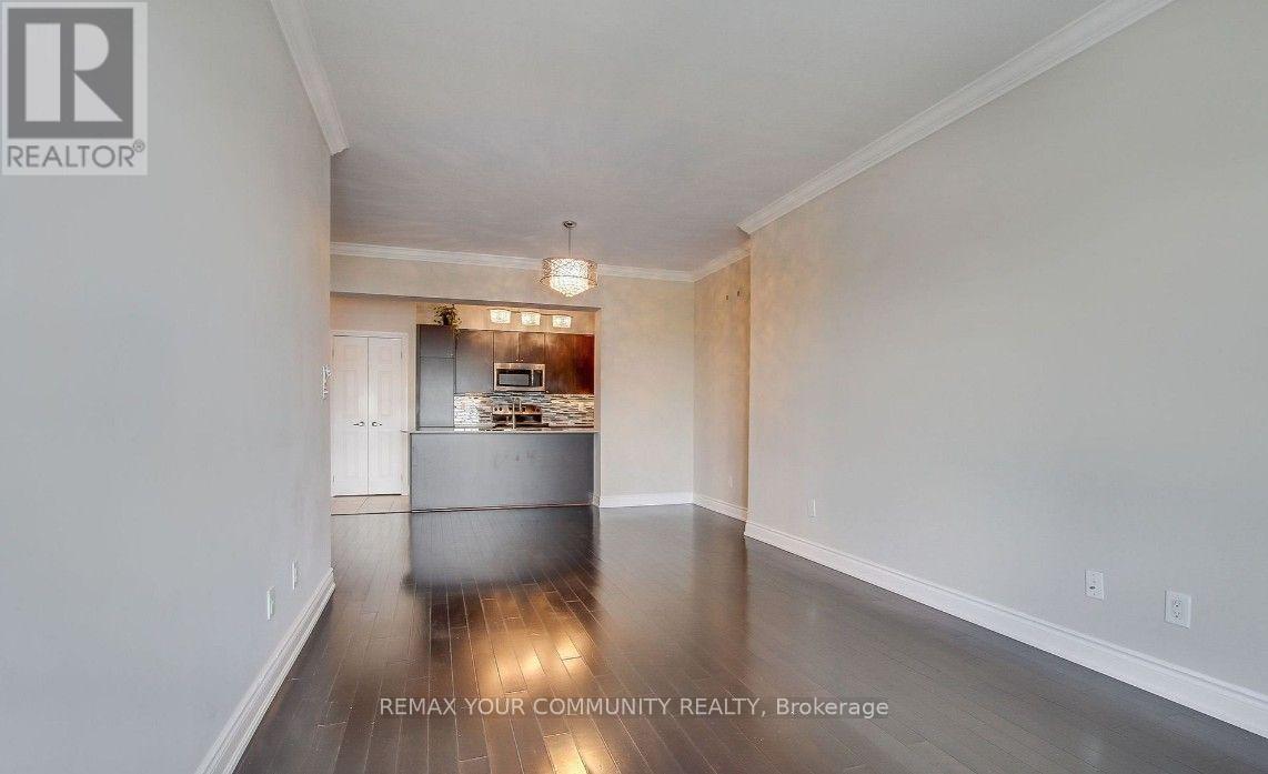 #211 10211 KEELE STREET - 8