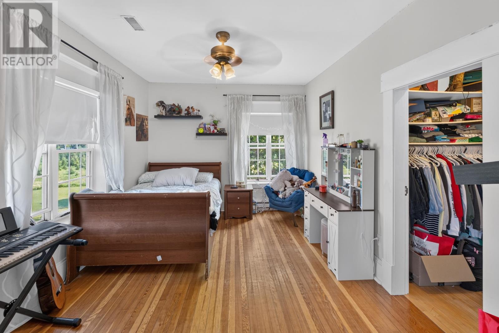 33 Dock Road - 29
