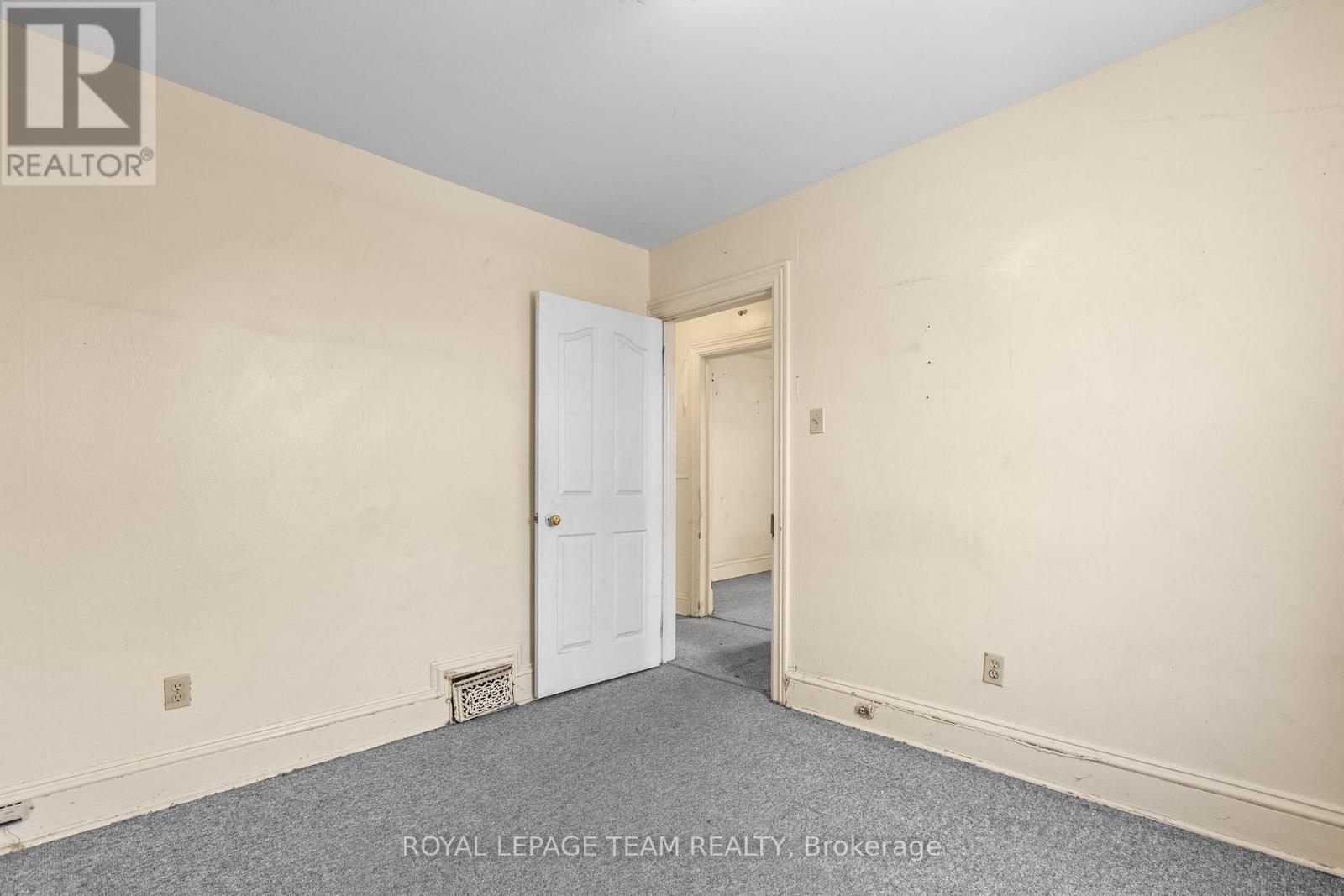 498 GLADSTONE AVENUE - 20