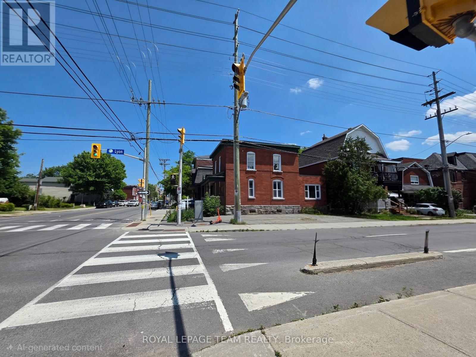 498 GLADSTONE AVENUE - 28