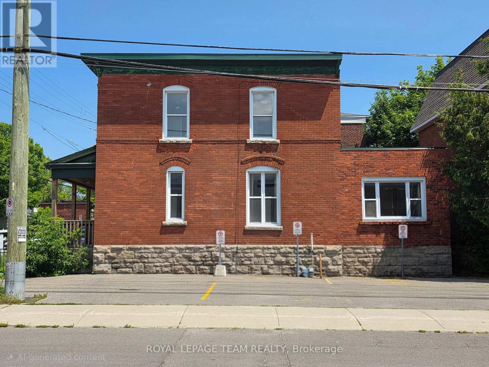 498 GLADSTONE AVENUE - 3