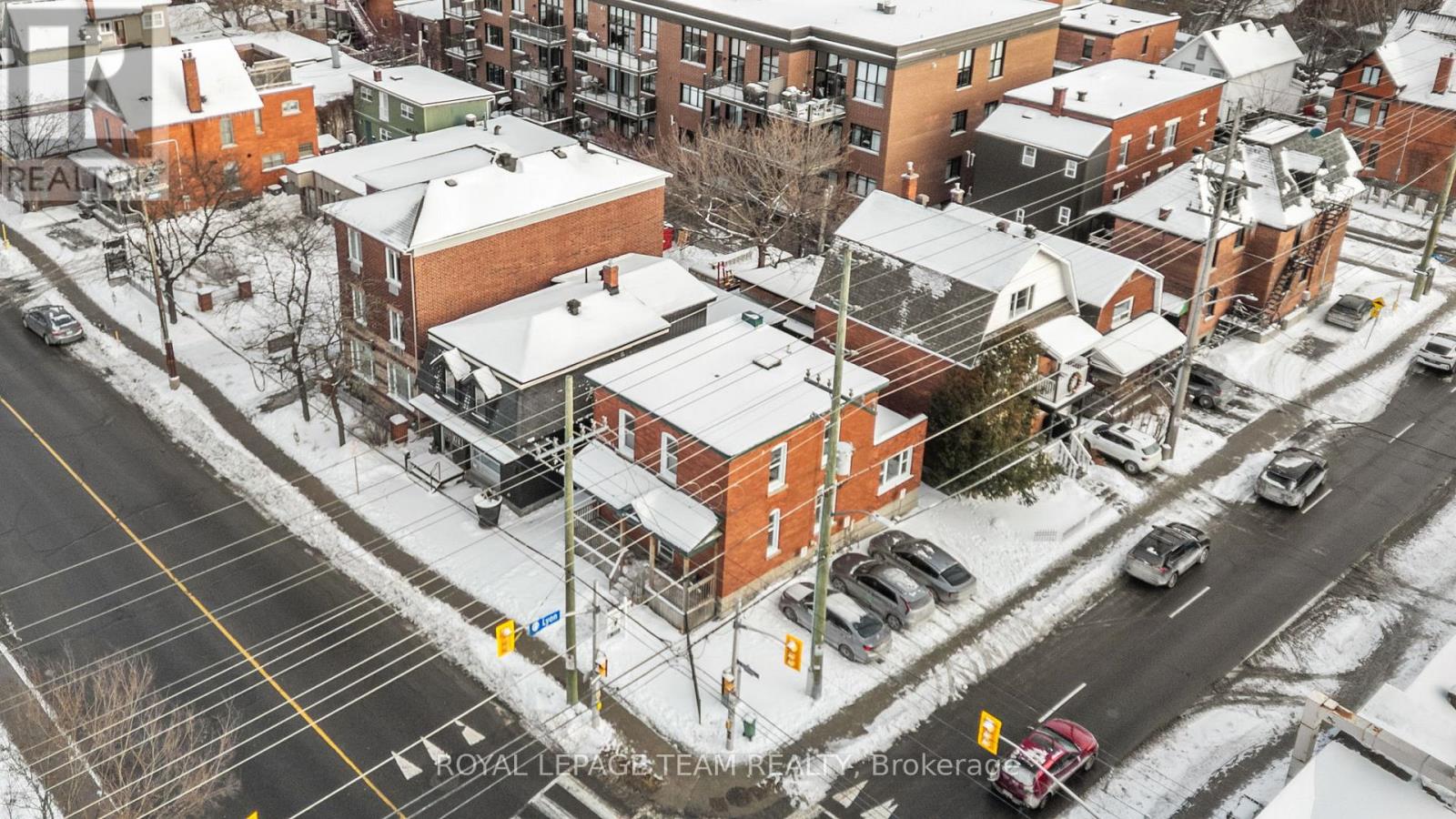 498 GLADSTONE AVENUE - 30