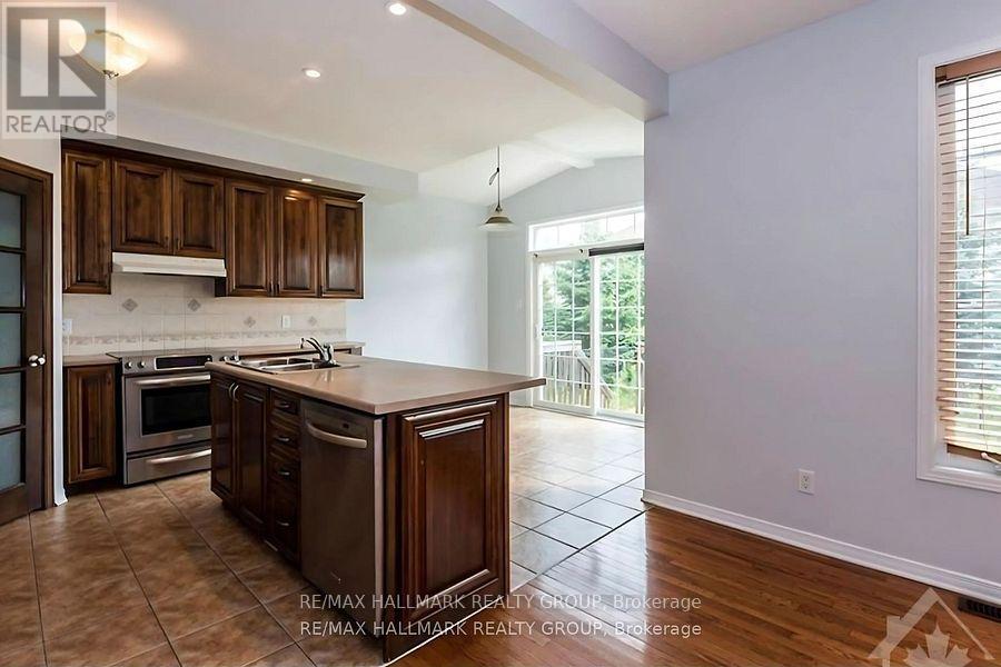 135 STEDMAN STREET - 10